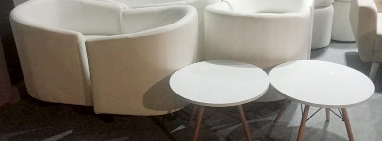 Sewa Sofa Type Oval Putih Set Meja Retro Jakarta