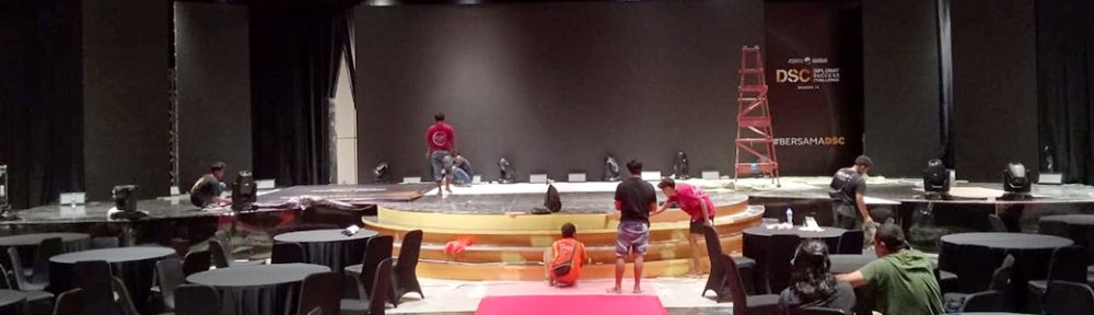 Sewa Karpet Merah, Kursi Futura, Sofa, Meja Ibm Jakarta