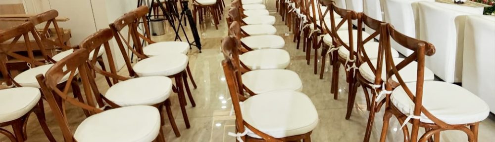 Sewa Kursi Cross Back VIP Kayu Jati Area Jakarta