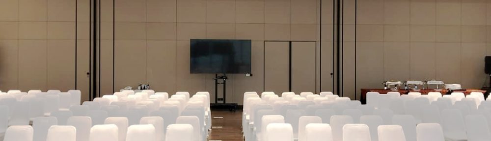 Sewa Sofa Oval Putih Event Balai Kartini Jakarta