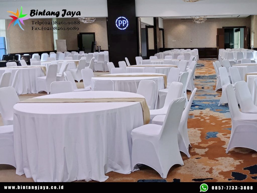 Rental Meja Bulat, Meja Kotak, Kursi Cover Putih Depok untuk Berbagai Event