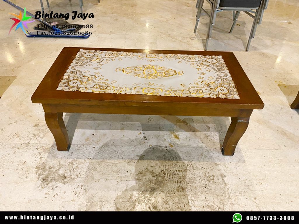 Sewa Meja Event untuk Tamu VIP pada Acara Formal dan Gathering