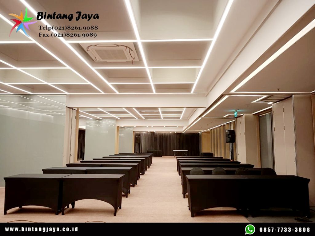 Rental Meja Kotak Taplak Ketat Hitam Event Menara Tendean Jakarta