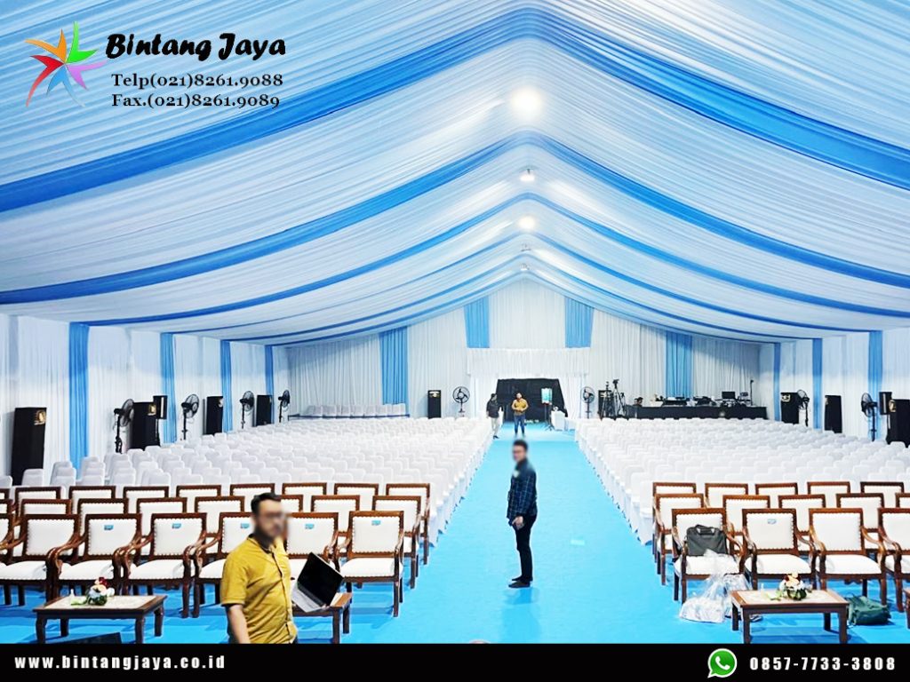 Sewa Kursi Kayu VIP untuk Area Lounge dan Tamu Kehormatan