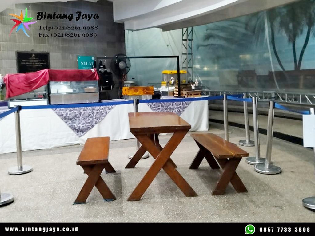Sewa Meja, Bangku Taman Kaki Silang Jakarta