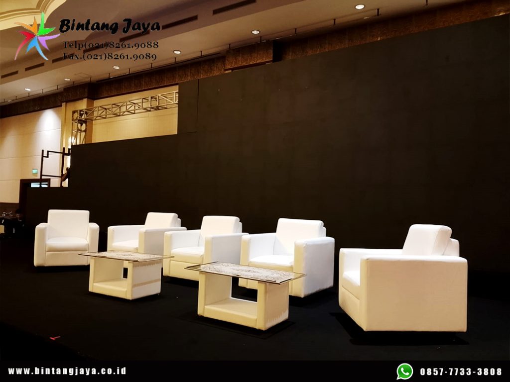 Rental Sofa VIP Single Putih Jakarta untuk Area Lounge, VIP, dan Corporate Event Premium