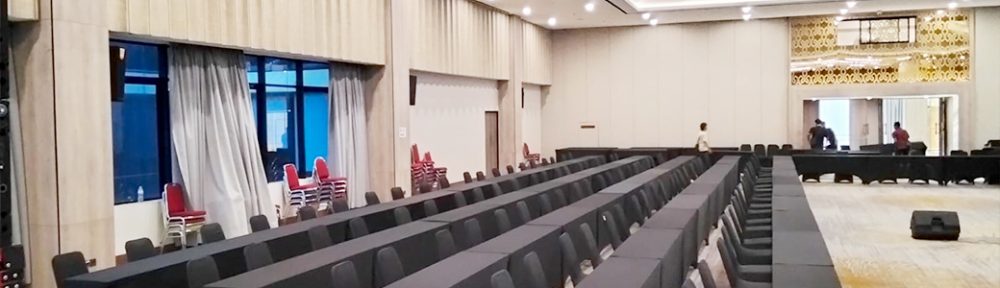 Sewa Meja IBM Event Angkasa Pura Jakarta untuk Acara Perusahaan yang Profesional