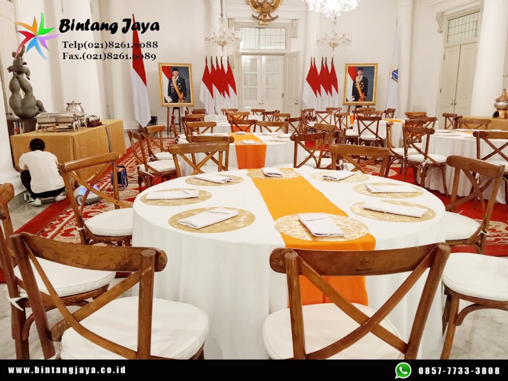 Sewa Round Table, Kursi Silang Kayu Jakarta untuk Dining Event yang Elegan dan Berkelas