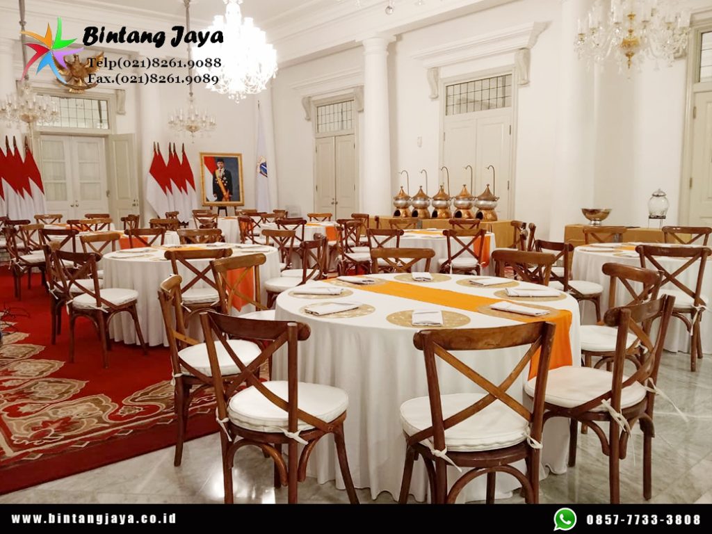 Sewa Round Table, Kursi Silang Kayu Jakarta untuk Dining Event yang Elegan dan Berkelas