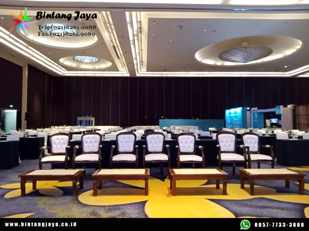 Sewa Arm Chairs VIP Event Kemensos Jakarta untuk Acara Resmi yang Elegan