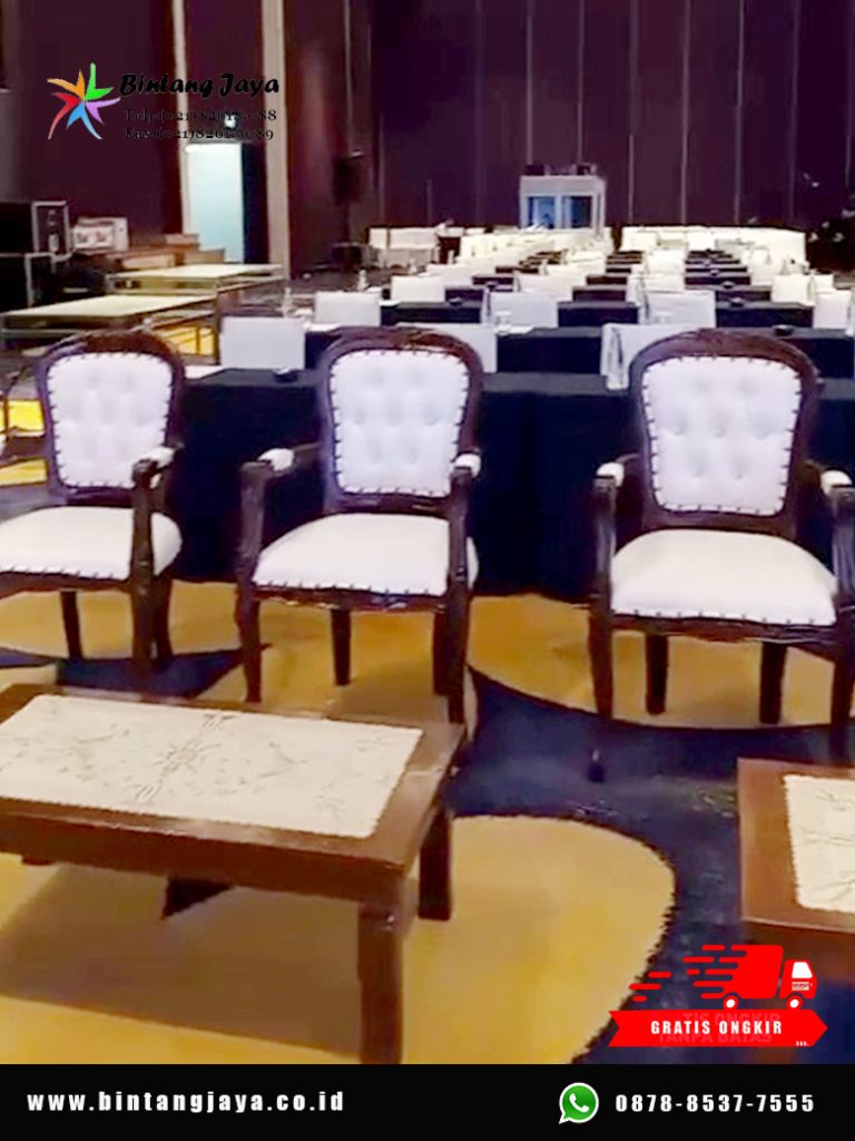 Sewa Arm Chairs VIP Event Kemensos Jakarta untuk Acara Resmi yang Elegan