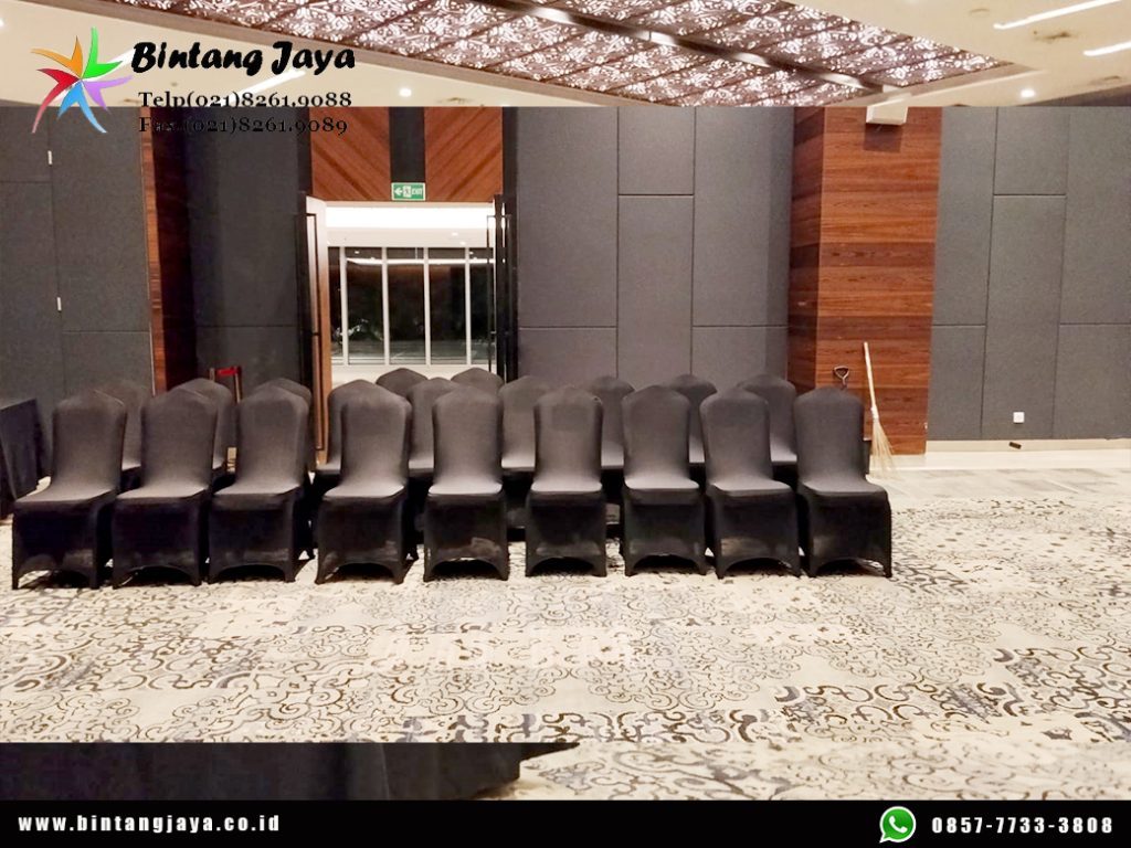 Sewa Cover Hitam Ketat Kursi Raja Jakarta untuk Tampilan VIP yang Elegan dan Profesional