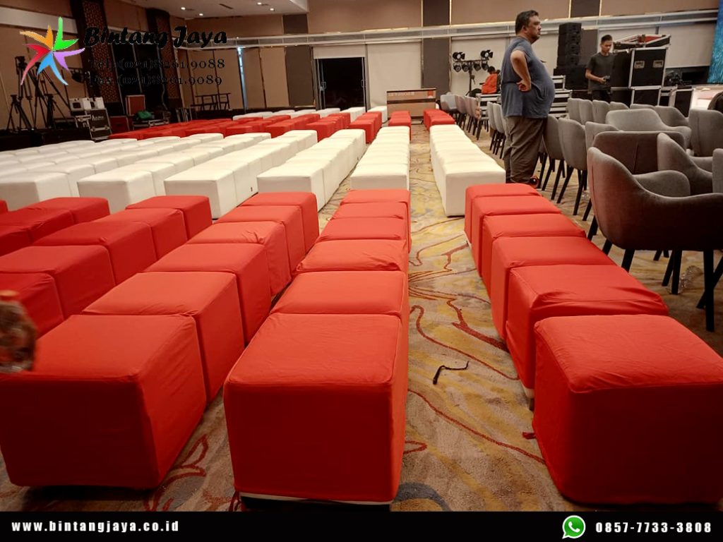 Sewa Kursi Puff Merah Putih Jakarta Pilihan Unik untuk Perayaan Kemerdekaan