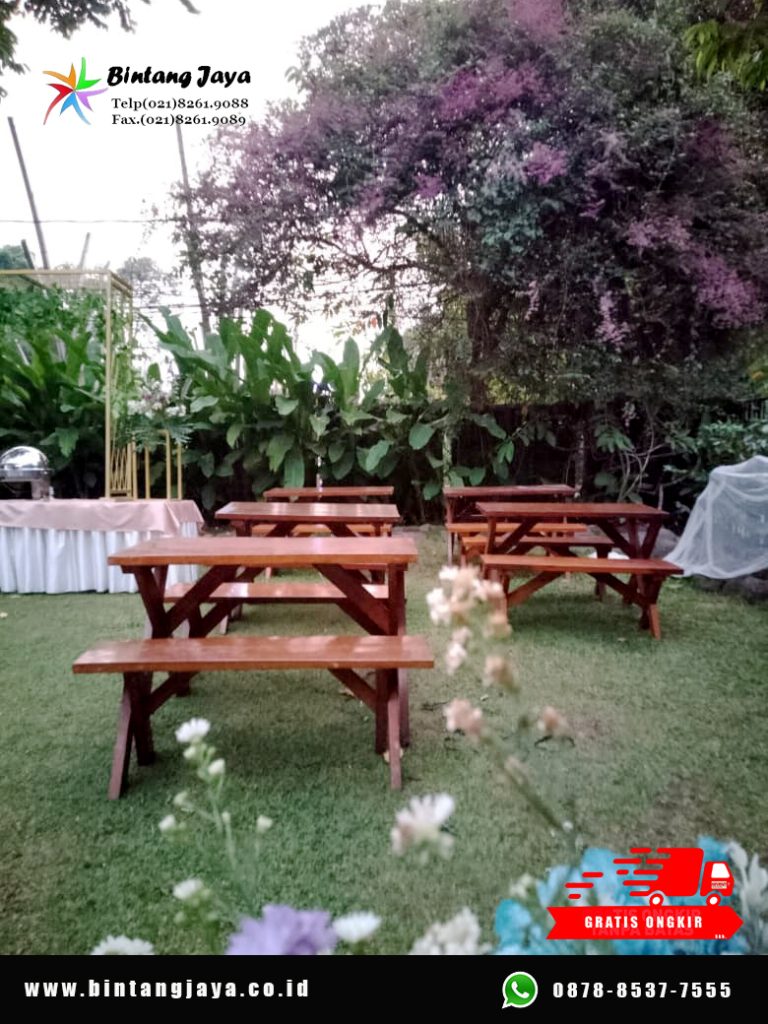 Setup Outdoor Lebih Simpel dengan Sewa Set Kursi Meja Taman 120cm