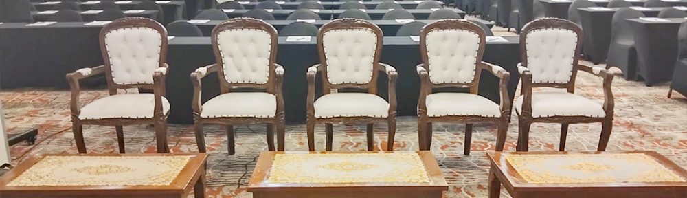 Sewa Meja Kayu VIP Jakarta dengan Desain Estetik dan Premium