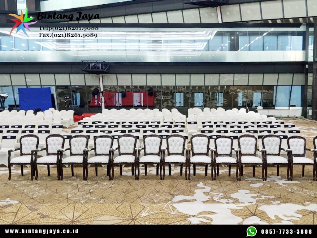 Sewa Arm Chairs atau Kursi VIP Kayu Jakarta untuk Event yang Lebih Berkelas