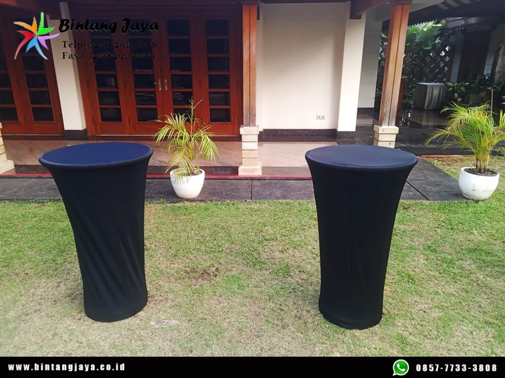 Sewa Meja Barstool Taplak Ketat Hitam SCBD Kuningan Jakarta untuk Event Modern dan Elegan