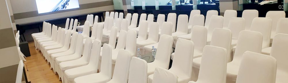 Putihnya Clean, Duduknya Nyaman, Tampilan Venue Makin Rapi Sewa Kursi Futura Cover Ketat Jakarta 087885377555