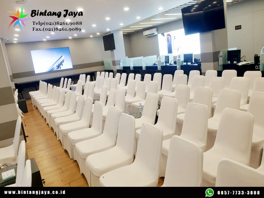 Putihnya Clean, Duduknya Nyaman, Tampilan Venue Makin Rapi Sewa Kursi Futura Cover Ketat Jakarta 087885377555