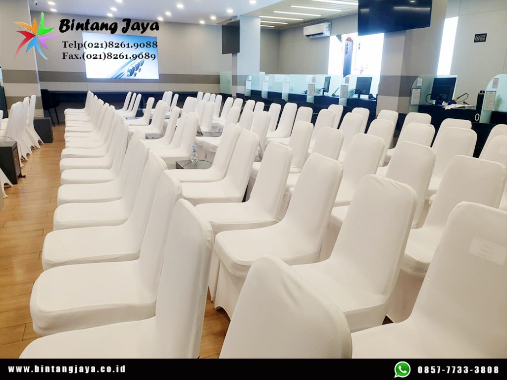Putihnya Clean, Duduknya Nyaman, Tampilan Venue Makin Rapi Sewa Kursi Futura Cover Ketat Jakarta 087885377555