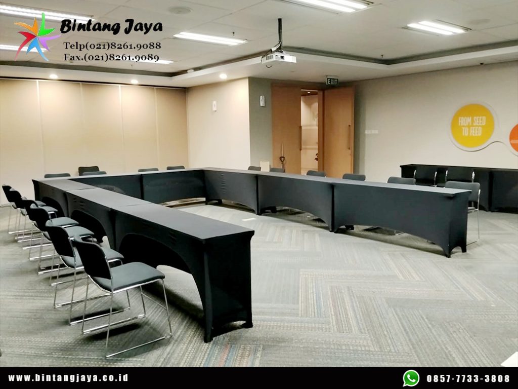Rental Meja IBM 180x45cm Cover Hitam Ketat Jakarta untuk Seminar, Pameran & Corporate Event