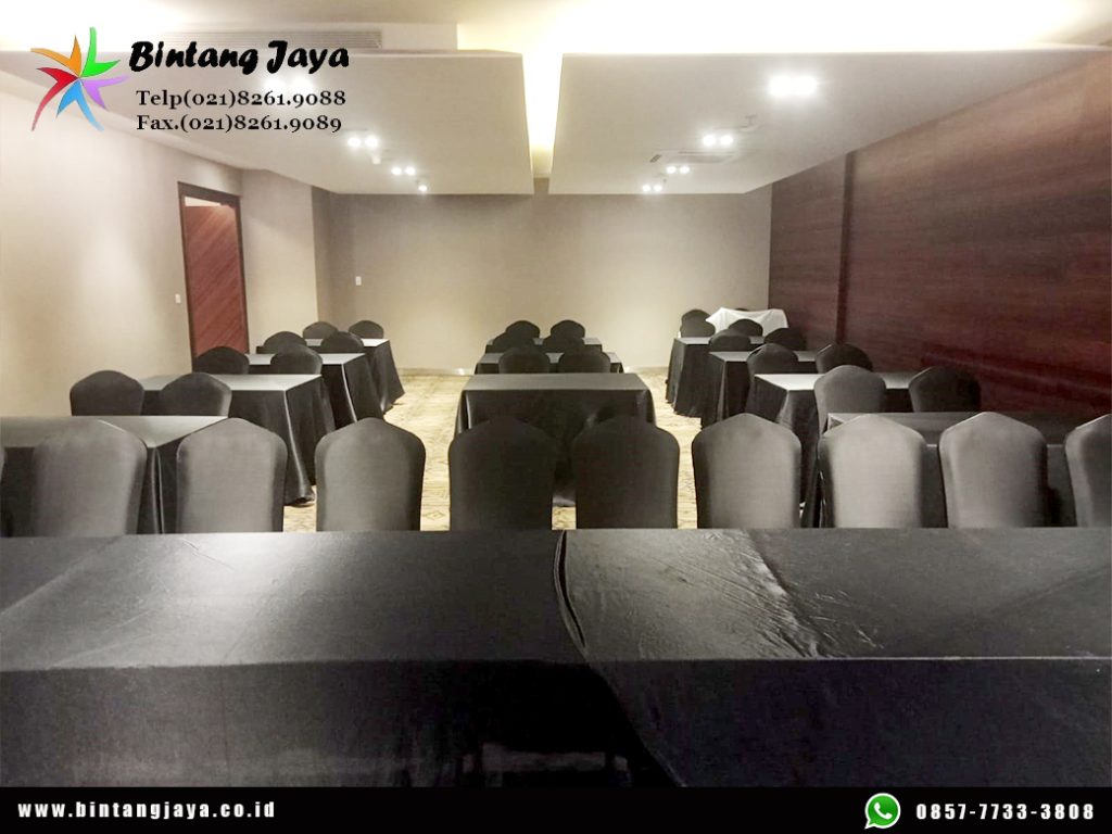 Sewa Cover Kursi Raja Warna Hitam Ketat Jakarta 087885377555